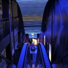 Photo: Emotional scene setting with LED lighting attracts customers to Esprit...