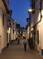 Better lighting quality in the Rua Cunha Rivara with OSRAM Golden Dragon Plus...