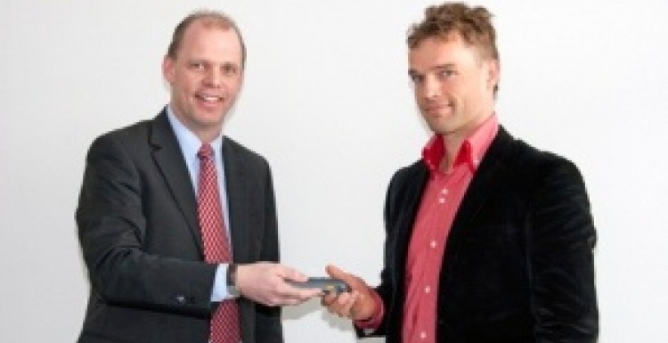 Photo: Hoeft & Wessel delivers first e-Ticket reader to Danish State Railway...