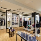 Photo: First-class Duty-free Shopping