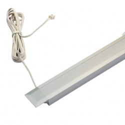 Hera’s innovative LED panel luminaire for state-of-the-art shop lighting...