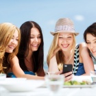 Thumbnail-Photo: New research shows tech use in restaurants is up...