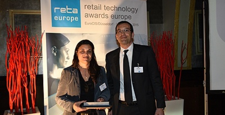 Photo: Pricer’s mobile shopper solution for Carrefour wins award...
