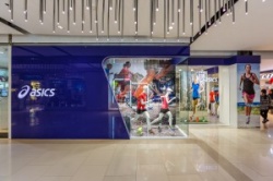 ASICS chooses Retail Pro to centralize its store operations....