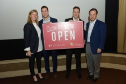 2015 Edens Retail Challenge winners Rob Pietroforte and Jesse Jahr of Jules &...