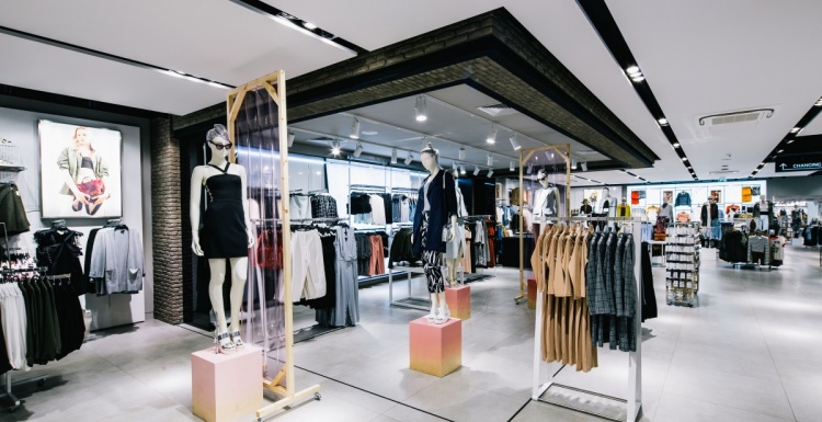 Photo: British fashion chain Topshop opens flagship in Amsterdam...