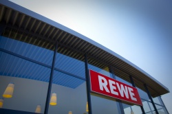 No place just for shopping: REWE will include the Starbucks offer in markets in...