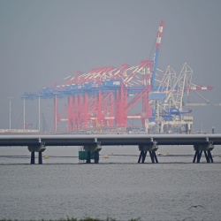 Photo: Retail imports wind down after end of holiday season...