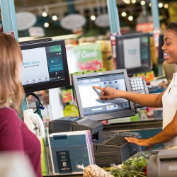 Photo: Grocery chain rolls out next-generation POS and services...