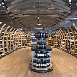 Photo: Supermarket lighting: good times for shopfitters...