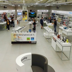 Photo: Hands-on digital lifestyle