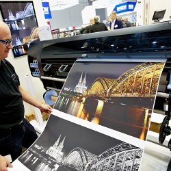 Thumbnail-Photo: viscom: The world of digital printing is coming to Frankfurt...