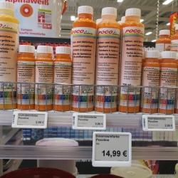 Photo: POCO uses ESLs: digital price tags benefit customers and employees...