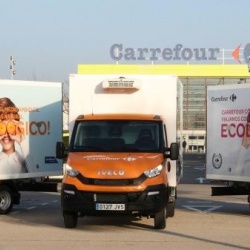 Photo: Carrefour Spain rolls out compressed natural gas trucks in its fleet...