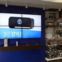 Thumbnail-Photo: Toshiba enables brilliant commerce at EuroShop 2017...