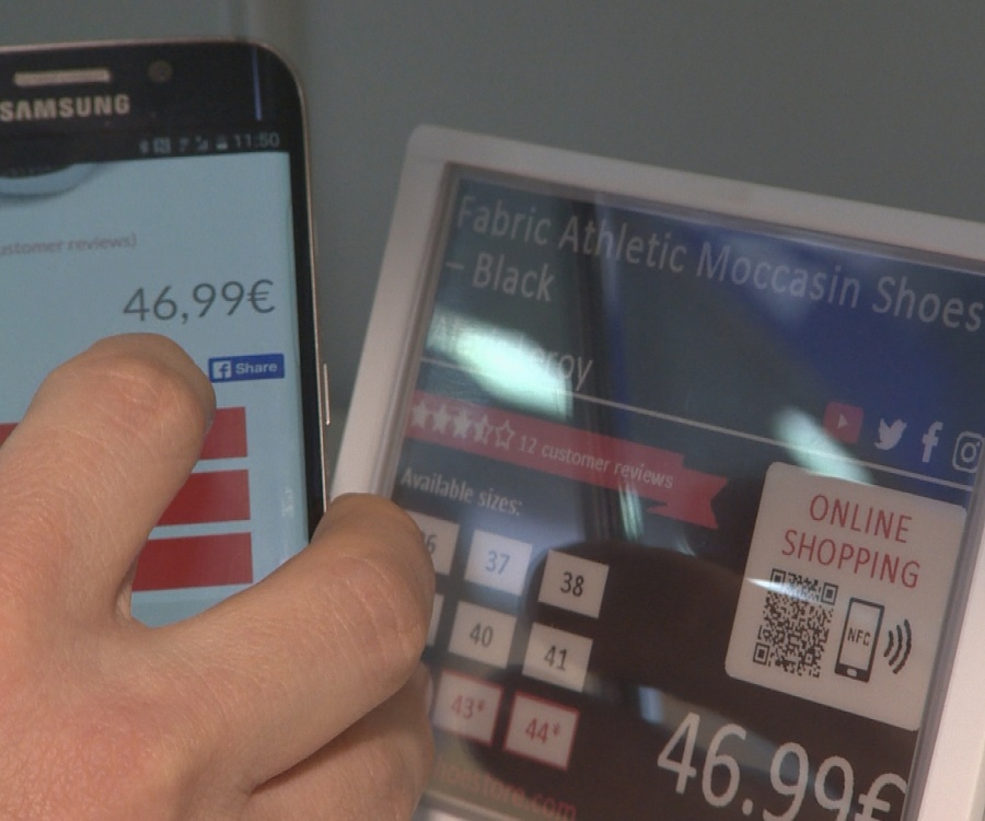 Photo: The supermarket of the future - SES-imagotag Deutschland GmbH...