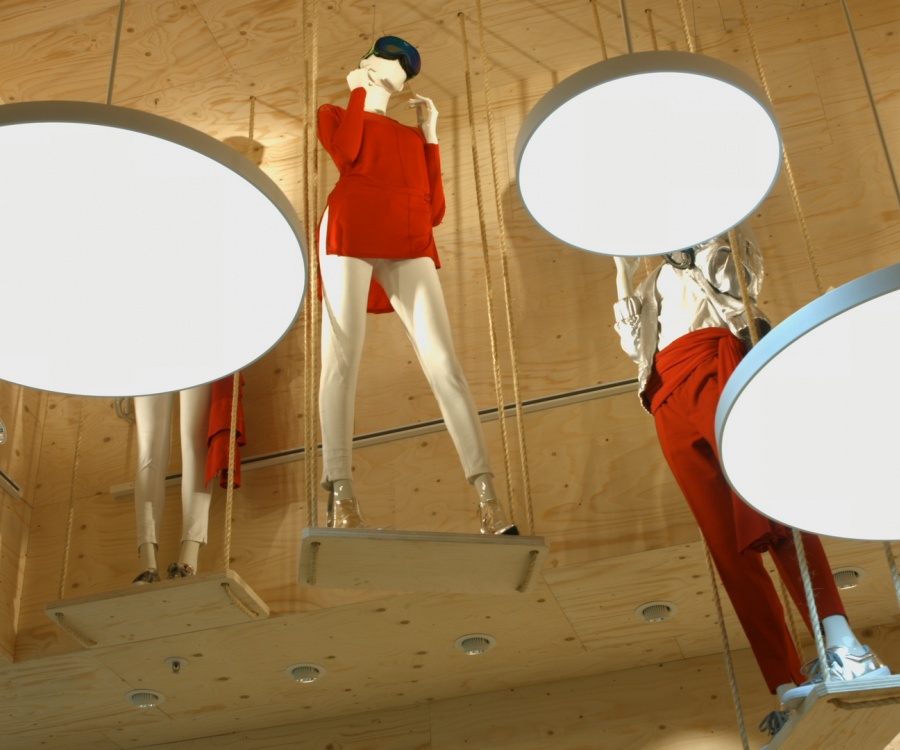 Photo: Retail lighting: smart, emotional and flexible...