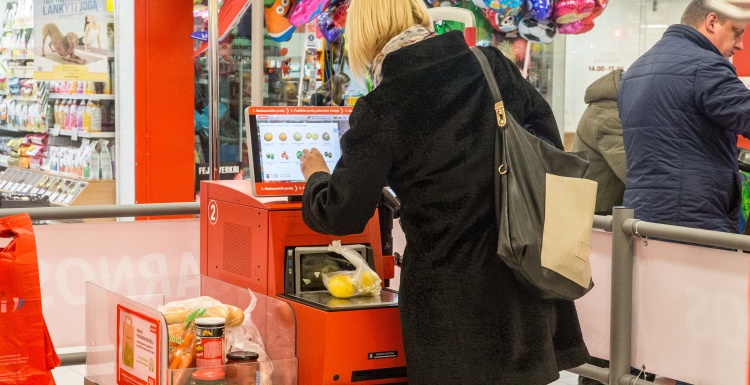 Photo: 7 reasons why self-checkout is beneficial
