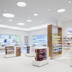 Thumbnail-Photo: Digital signage in pharmacies: better consulting with new technologies...