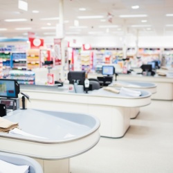 Thumbnail-Photo: Checkout maze: When cashiers vanish behind the terminal...