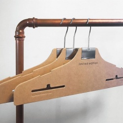 Thumbnail-Photo: Renewable, economical and intelligent clothes hanger...