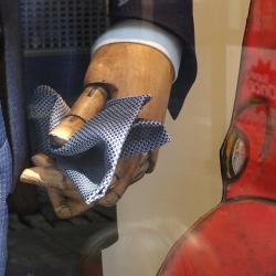 Thumbnail-Photo: Attention to detail: Window shopping in Monforte de Lemos and Ourense...
