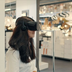 Thumbnail-Photo: Virtual commerce: shopping in a different reality...