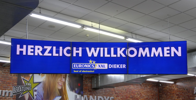 Digital Signage in a EURONICS store