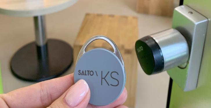 Cloud-based access control SALTO KS secures the six shops of Fairytale Frozen...