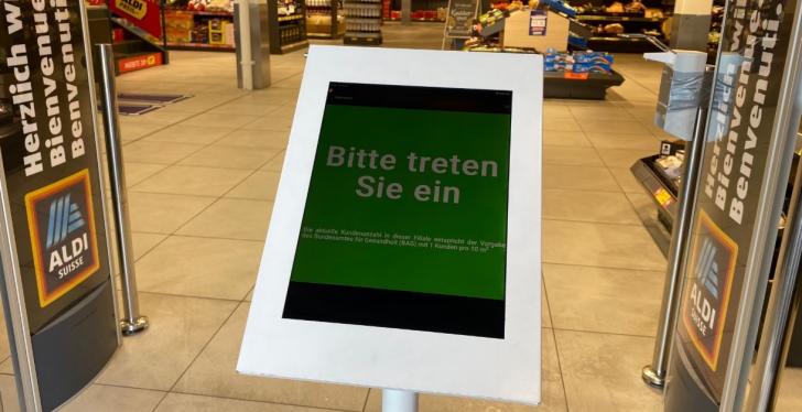 digital admission control at ALDI Suisse