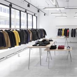 Thumbnail-Photo: Showroom, store, atelier and event space at Quartz Co.’s first boutique...