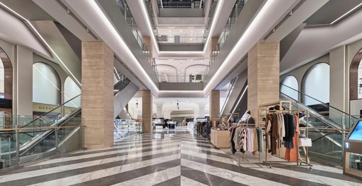 A grand entry hall of a department store in South Korea; copyright: Namsun Lee...