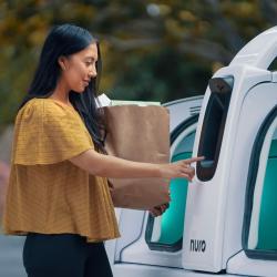 Thumbnail-Photo: Uber and Nuro announce 10-year partnership for autonomous food deliveries...