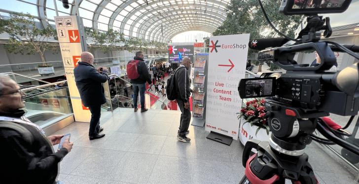 Camera pointed at an escalator in the entrance area...