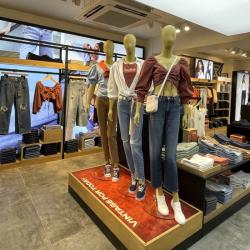 Thumbnail-Photo: Levis expands retail footprint in Asia