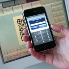 Thumbnail-Photo: Cell phone and credit card in place of coins and bills...