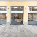 Exterior view of the second-hand warehouse Weißer Rabe in Munich; copyright:...