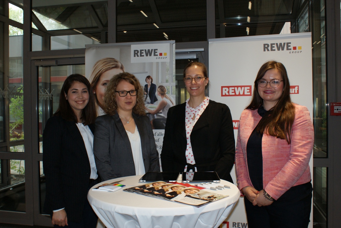 Nicole Ewald and her team present themselves at the event Retail meets...