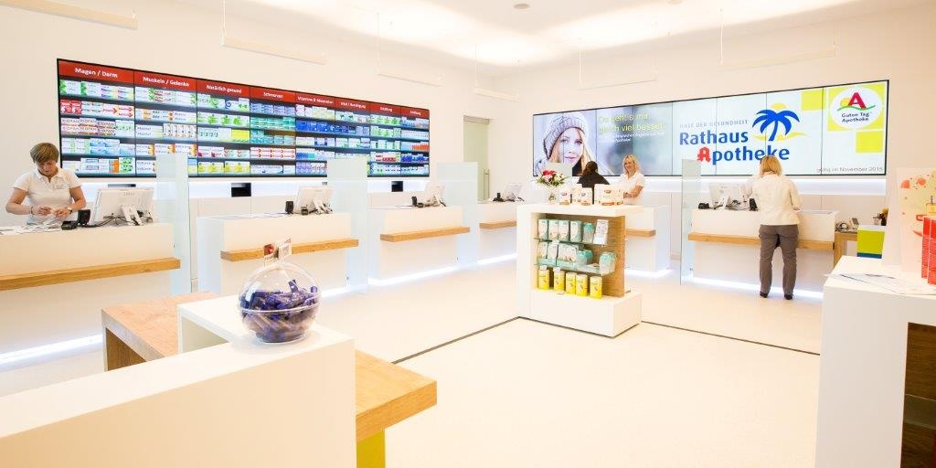 Photo: Digital signage in pharmacies: better consulting with new technologies...