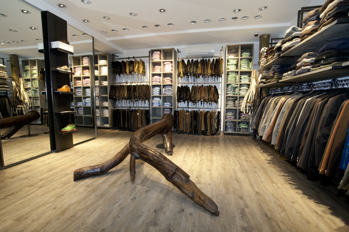 Photo: What shop design can look like: Angermaier Trachten in Munich...