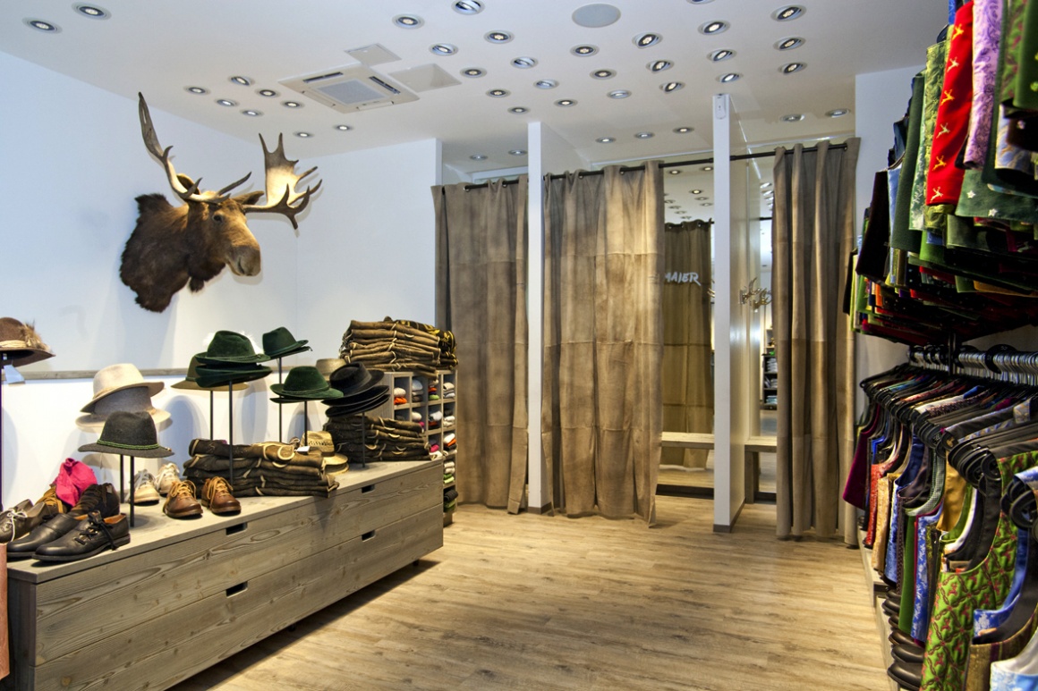 Photo: What shop design can look like: Angermaier Trachten in Munich...