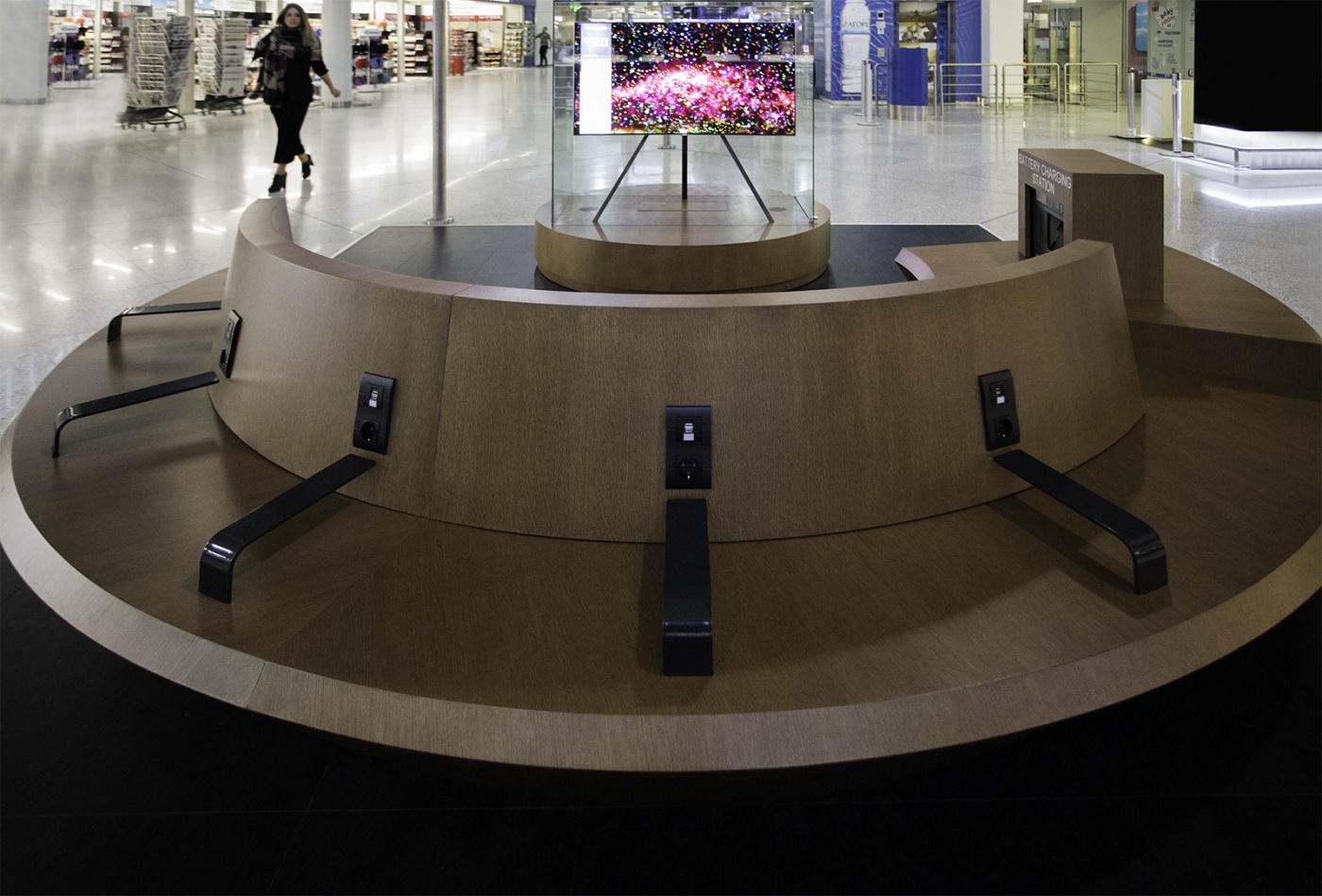 Photo: New Samsungs sitting area amazes the passengers...