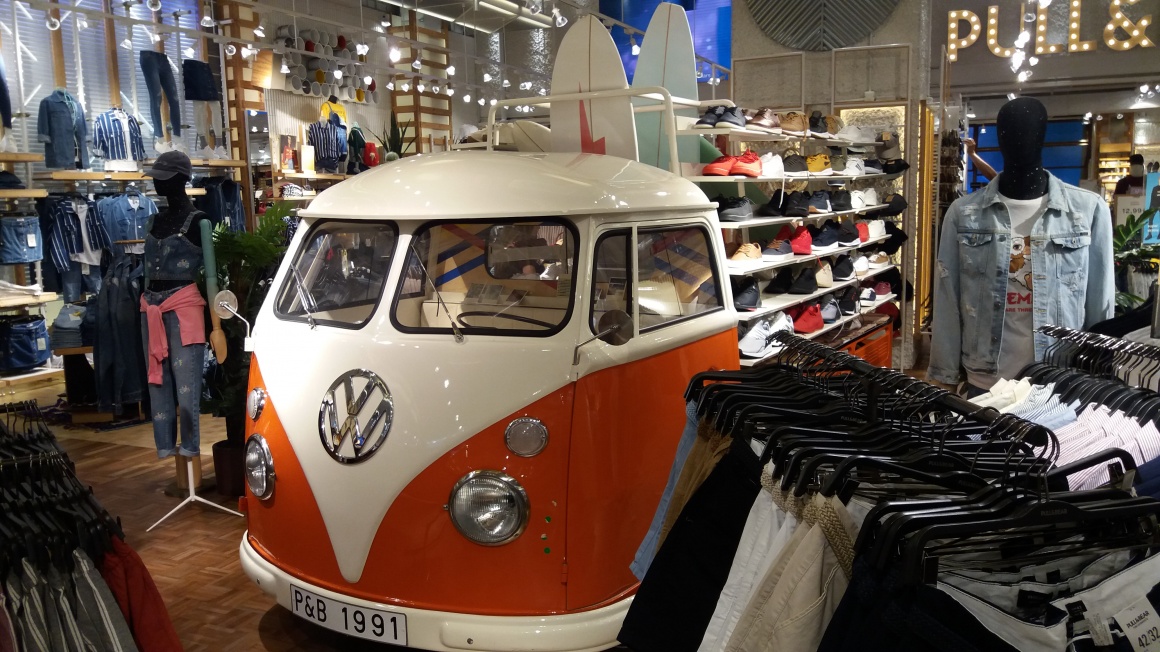 VW-Bus Regal