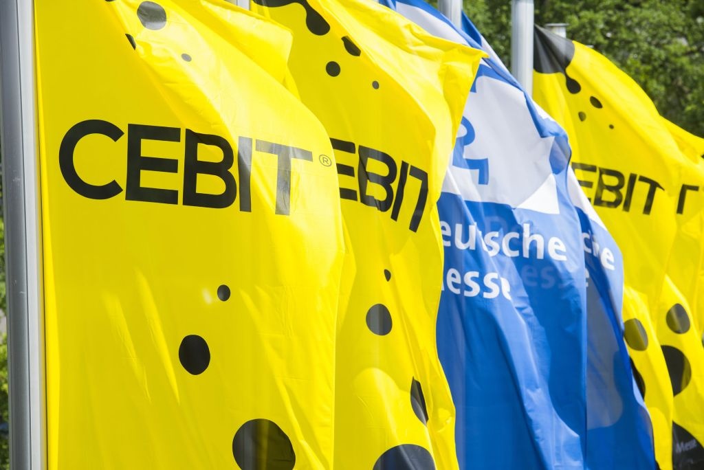 Flags of trade fair Cebit; copyright: Deutsche Messe, Hannover...