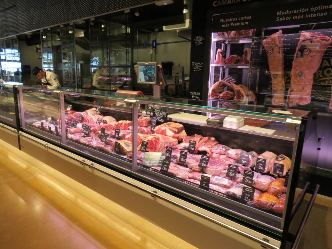 A meat counter in the supermarket