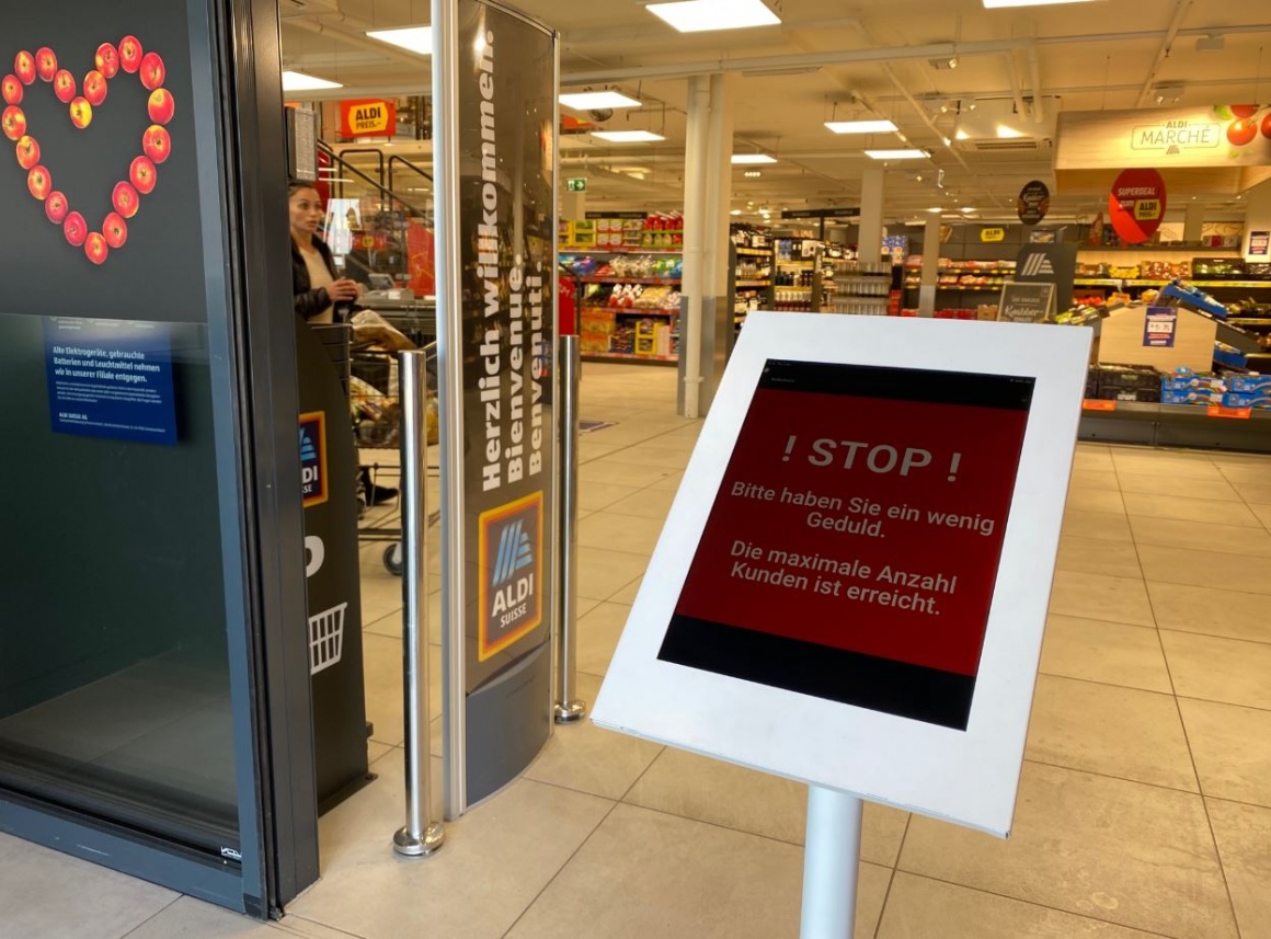 digital access control at ALDI Suisse