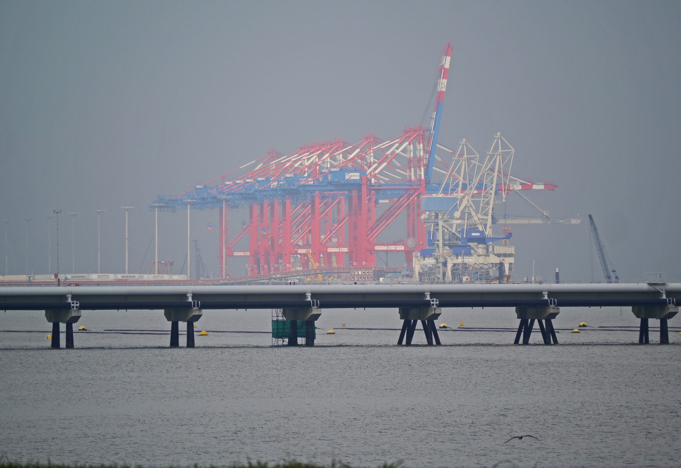 Photo: Retail imports wind down after end of holiday season...